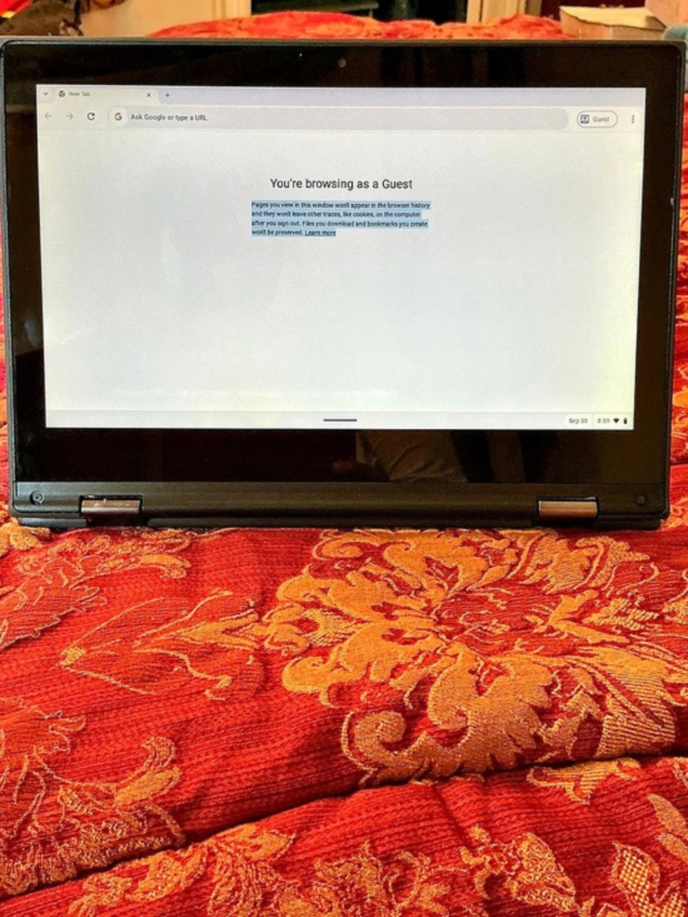 Lenovo 300e Chromebook 2nd Gen AST 2-in-1 Laptop Black Touch Screen